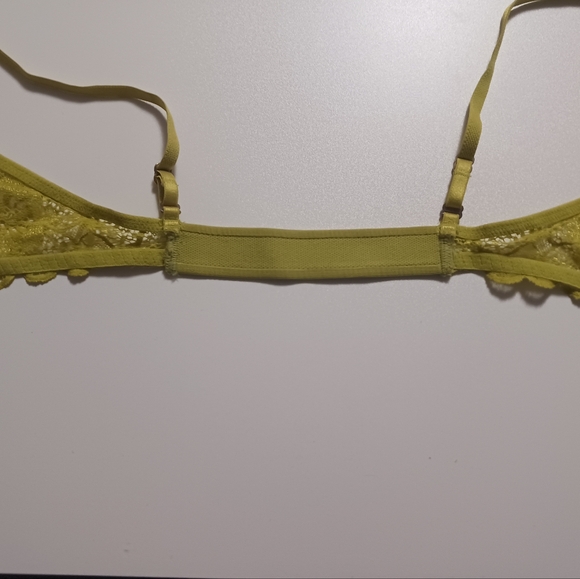 Victoria's Secret Very Sexy Yellow/ Green Lace Underwire Bra Front Clasp VG - Picture 8 of 9